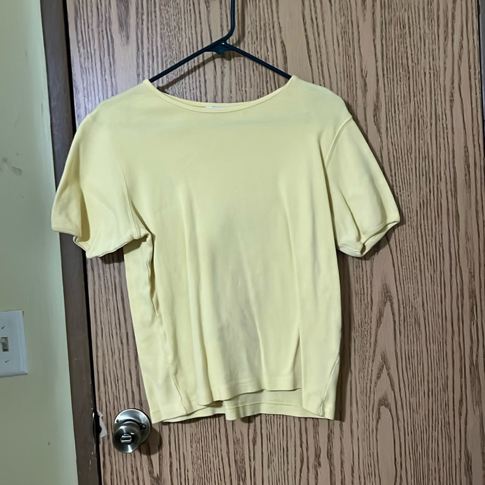 yellow short sleeve